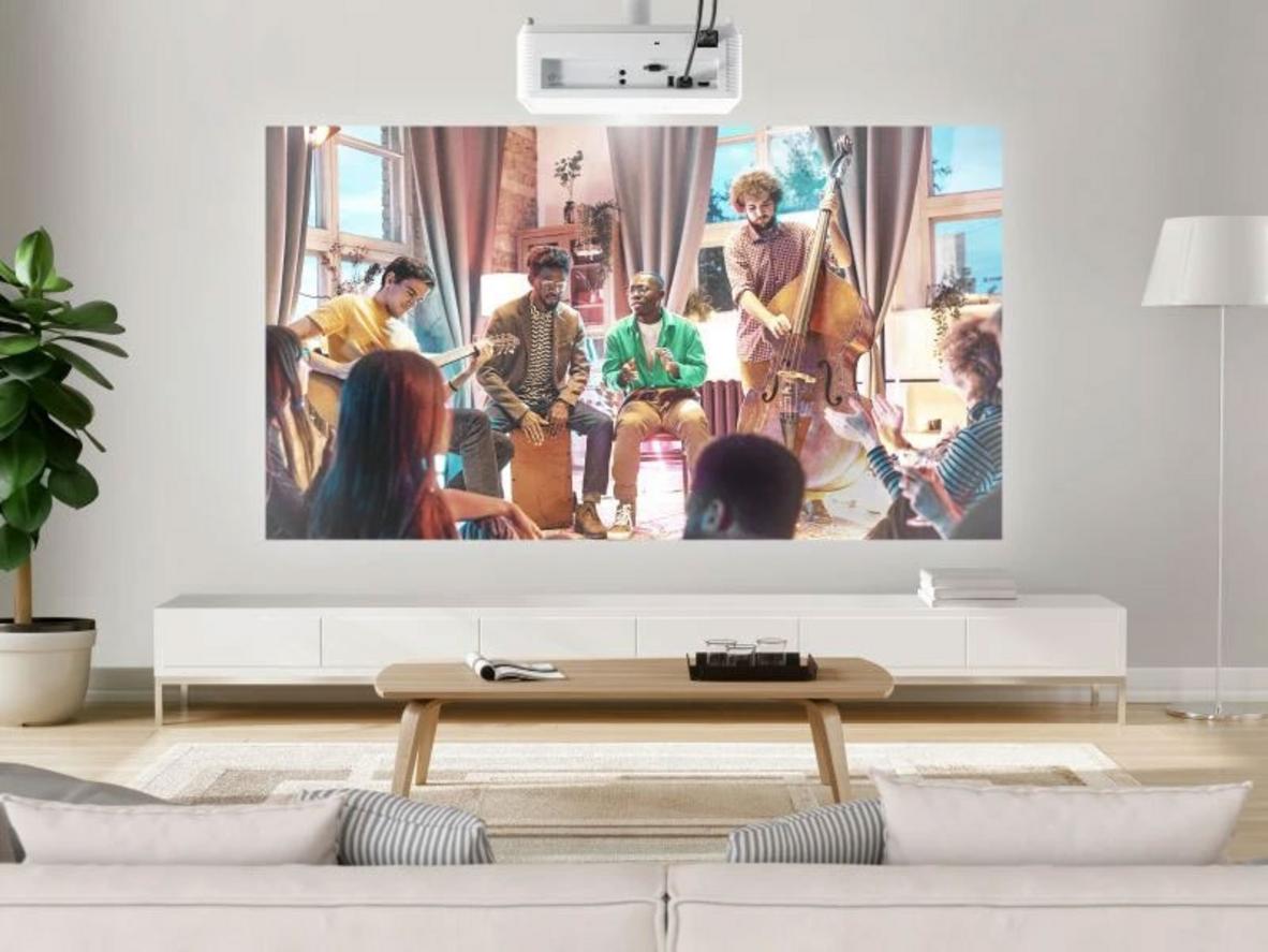 SuperColor™, 22.000:1 và tuổi thọ đèn lâu dài.