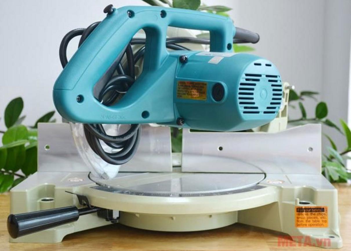 An toàn và tiện lợi Makita LS1030N