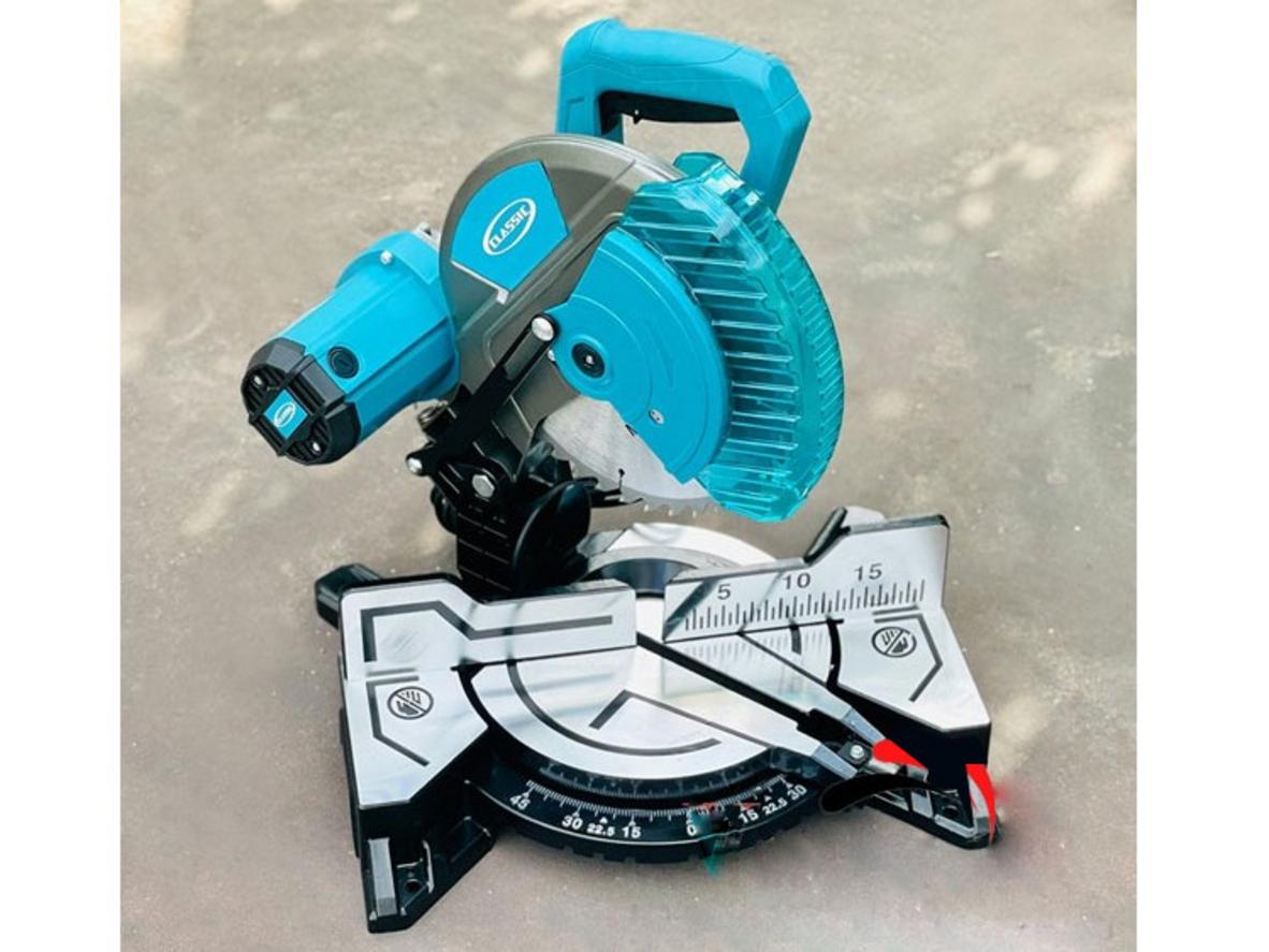 Tổng quan Máy cắt nhôm Classic CLA-101A