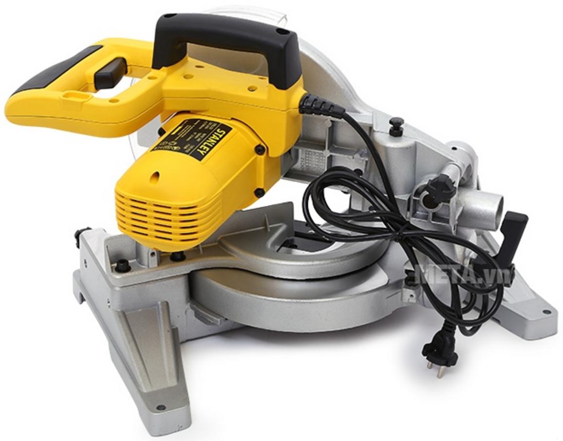 Lưỡi 255mm cho phép cắt profile nhôm đến 140 x 70mm