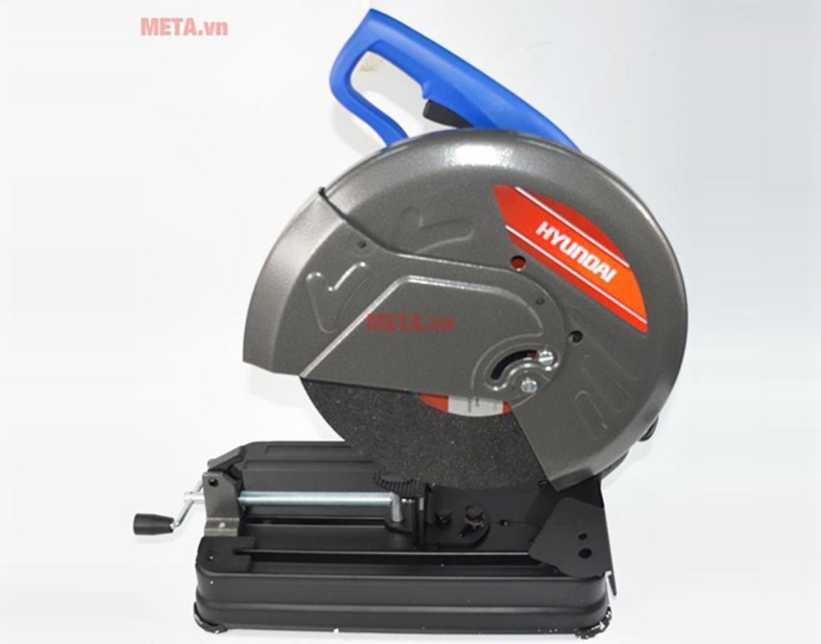 Công suất 2400W của Máy cắt sắt Hyundai HCS355S