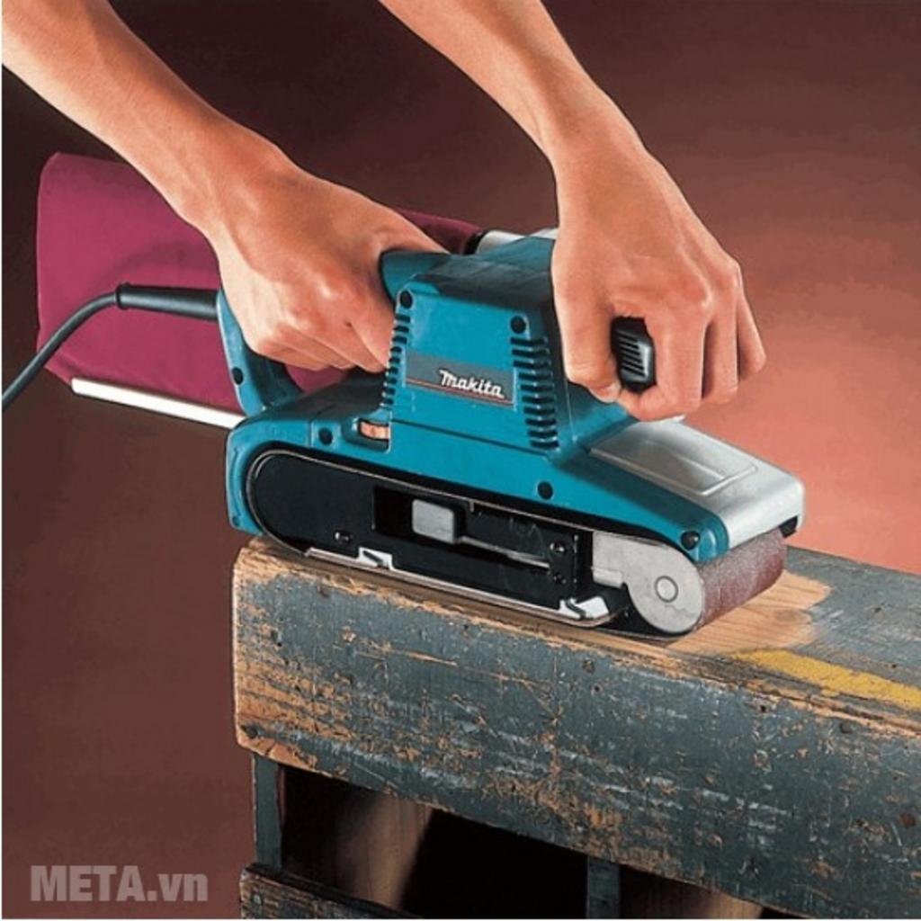 Công suất 650W cho hiệu suất ổn định trong xưởng mộc chuyên nghiệp hoặc hobbyist workshop.