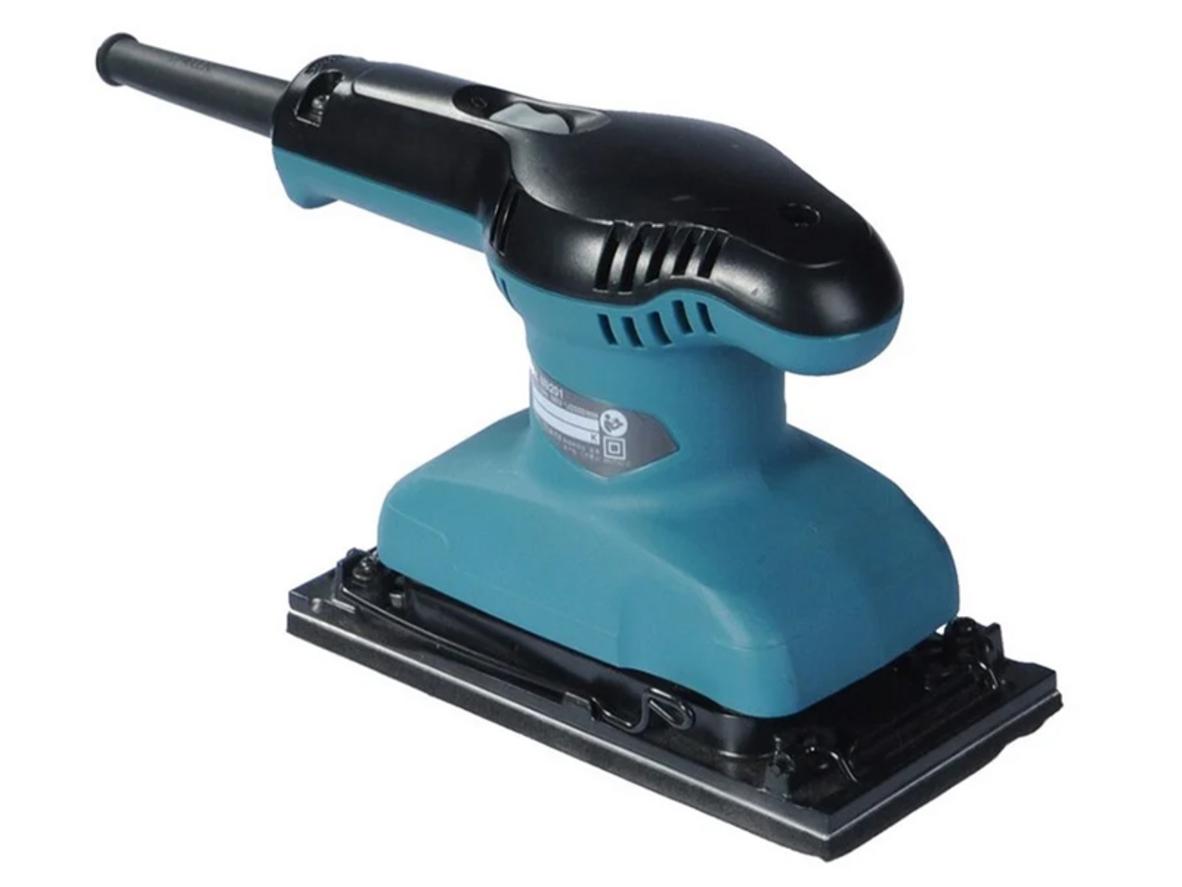 Đế lớn 93 x 185 mm giúp che phủ nhanh hơn