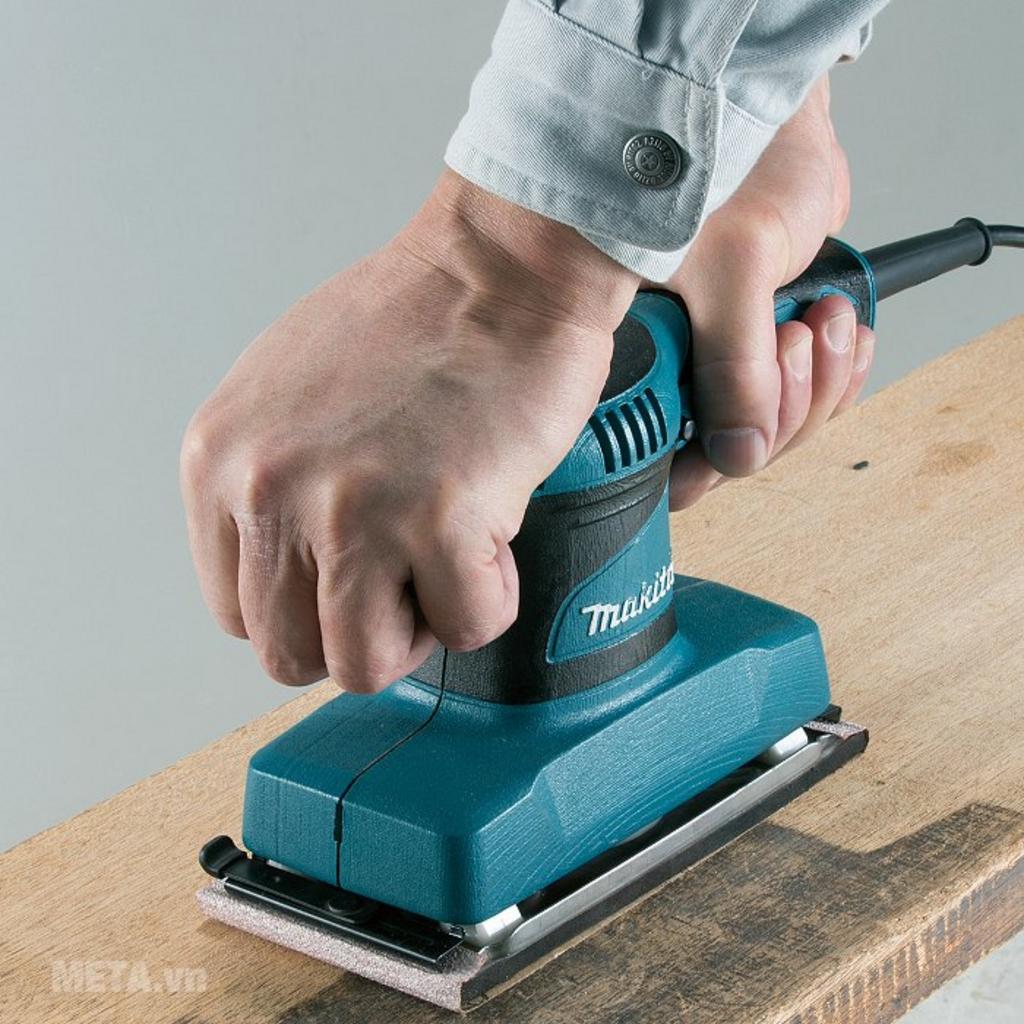 Tổng quan Máy chà nhám rung Makita 9035H
