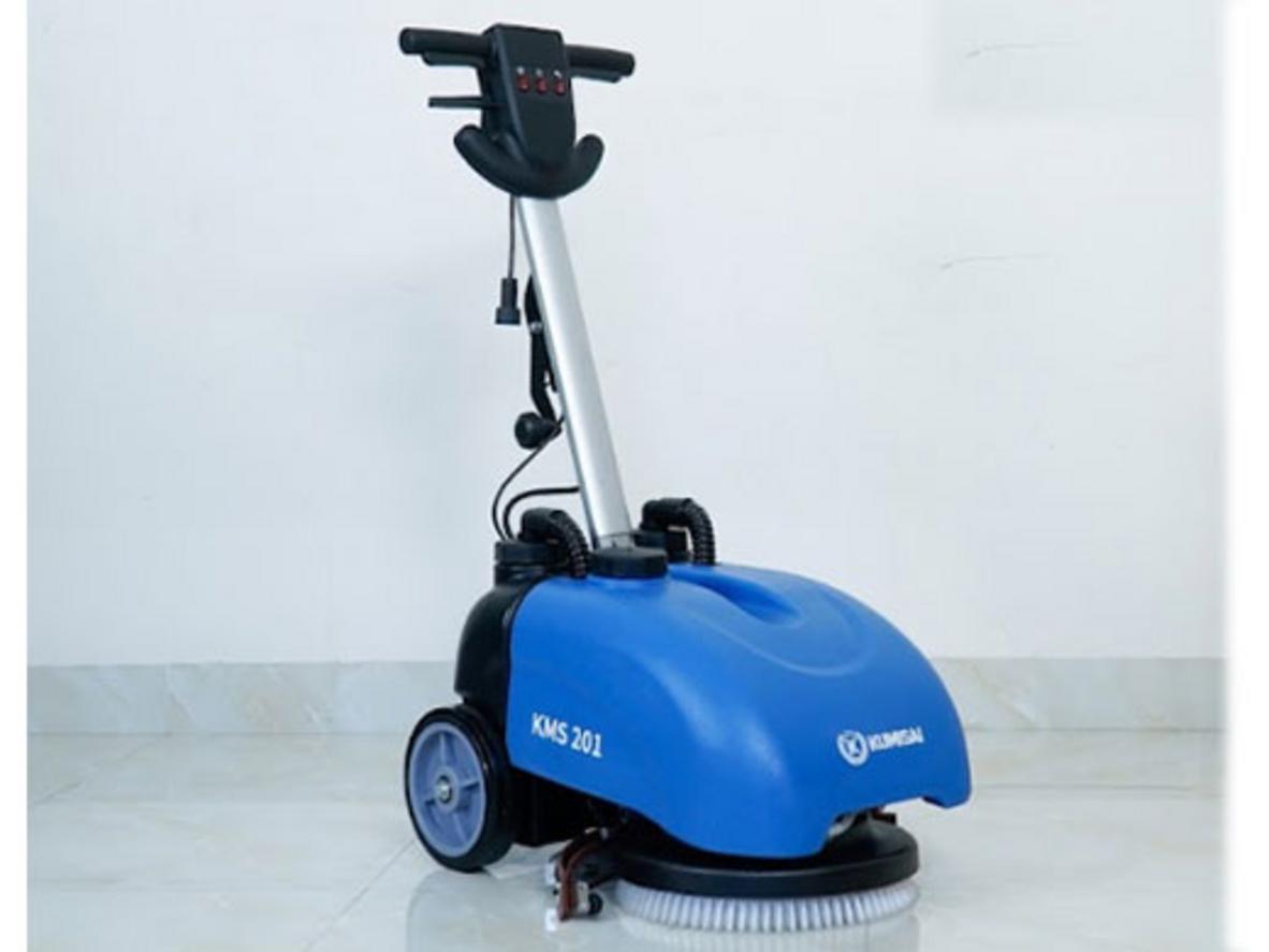 Bình nước sạch và nước bẩn trên KMS201