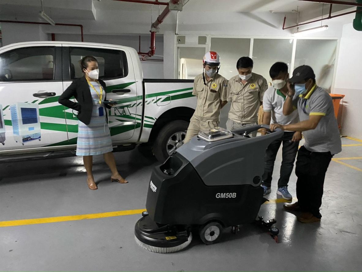 Bàn chải 500mm và áp lực 30kg — Chà sạch sâu.