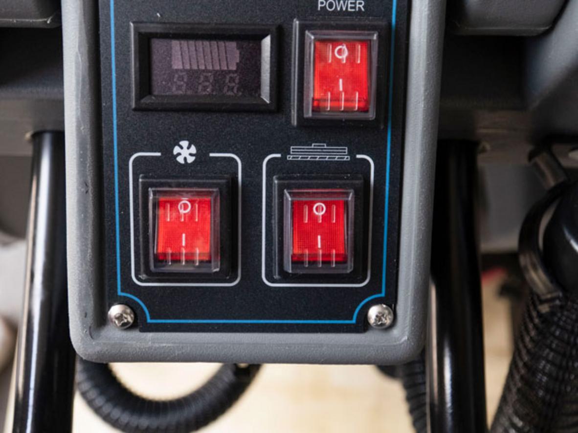 Tổng quan Máy chà sàn liên hợp Kumisai KMS 58