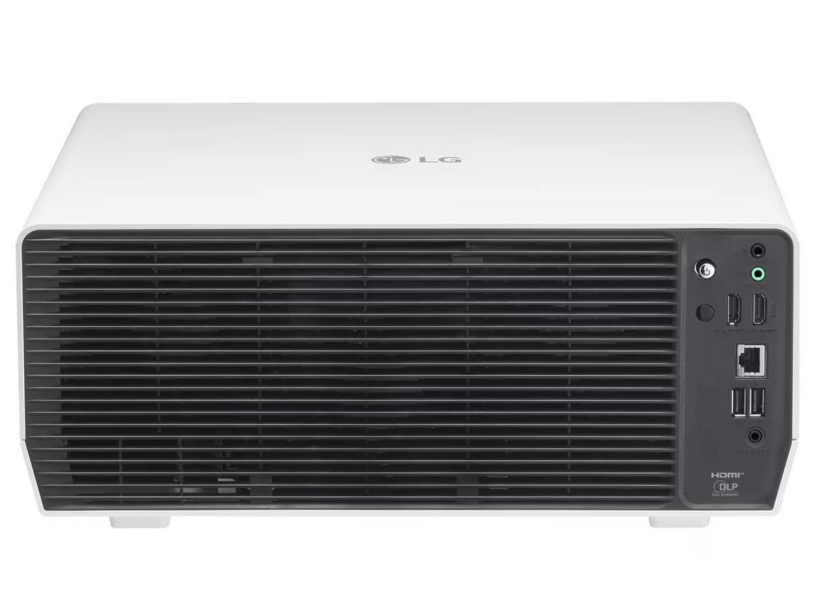 BU53RG chiếu rõ trong điều kiện phòng họp sáng và phòng khách ban ngày.","imagePrompt":"A bright meeting room with the projector showing a clear image despite ambient light, highlighting brightness.