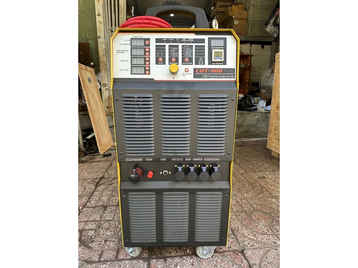 Module IGBT Inverter bên trong CUT400