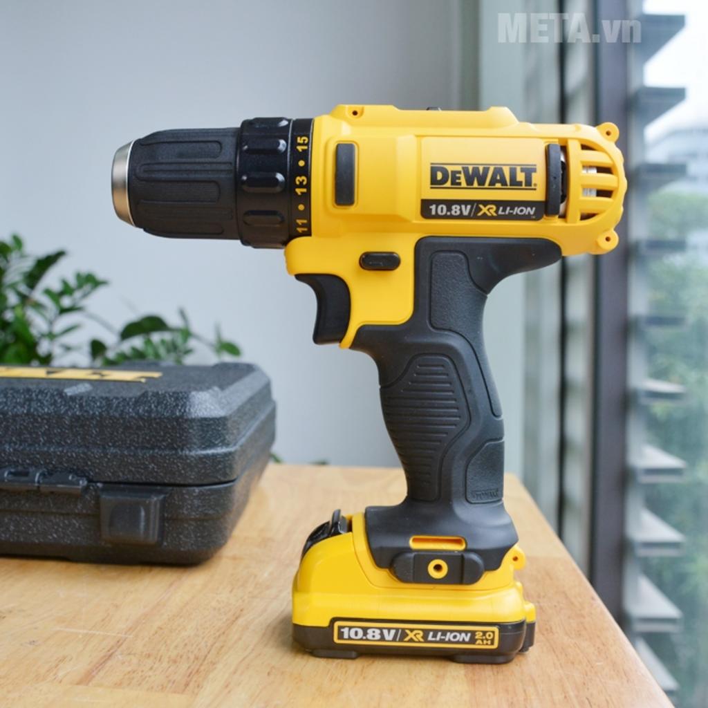 Bộ 2 pin XR 10.8V 2.0Ah đi kèm