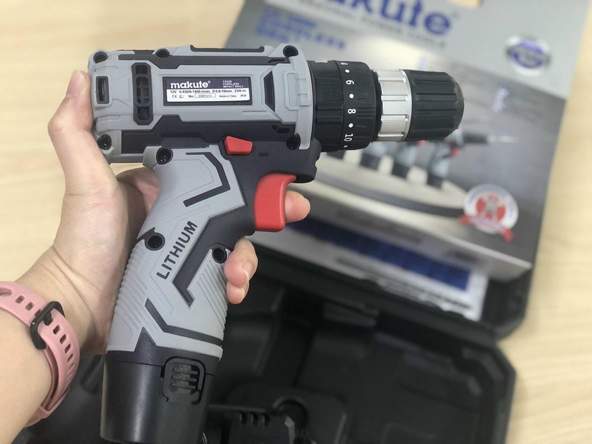 Mô tơ chổi than — hiệu suất ổn định, dễ bảo trì.