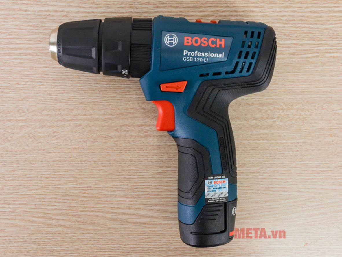 Thiết kế gọn nhẹ và đầu cặp auto-lock tiện dụng