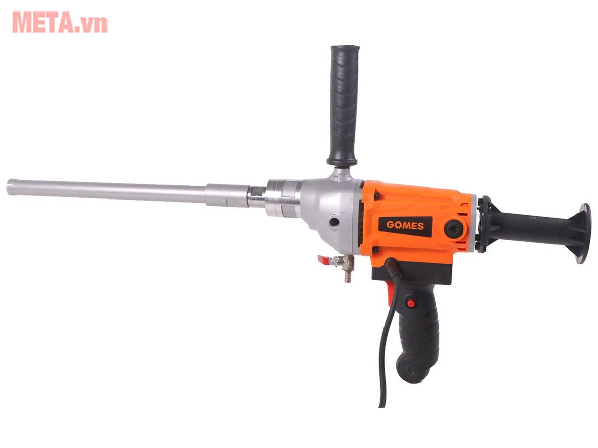 Công suất 2.100W giúp khoan nhanh trên bê tông