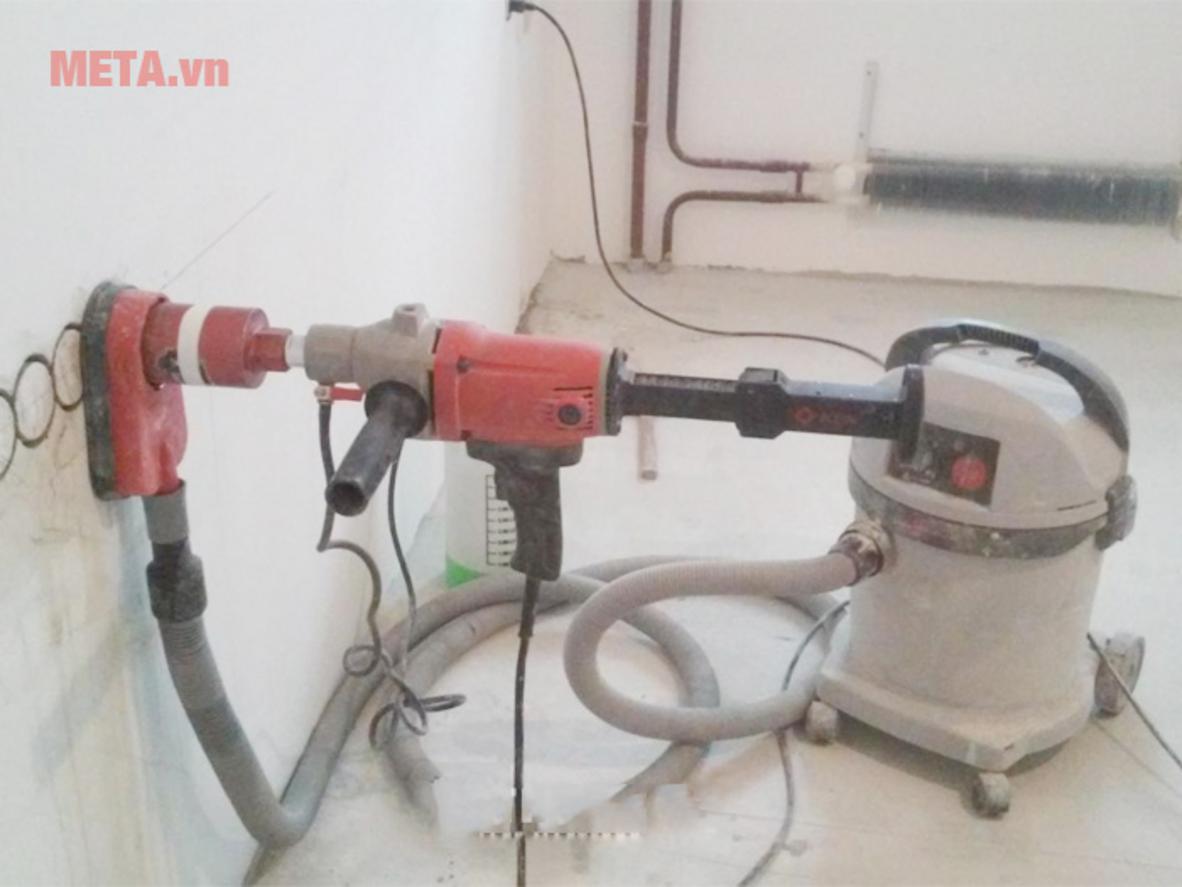 Khoan lõi Ø110mm sạch và chính xác.