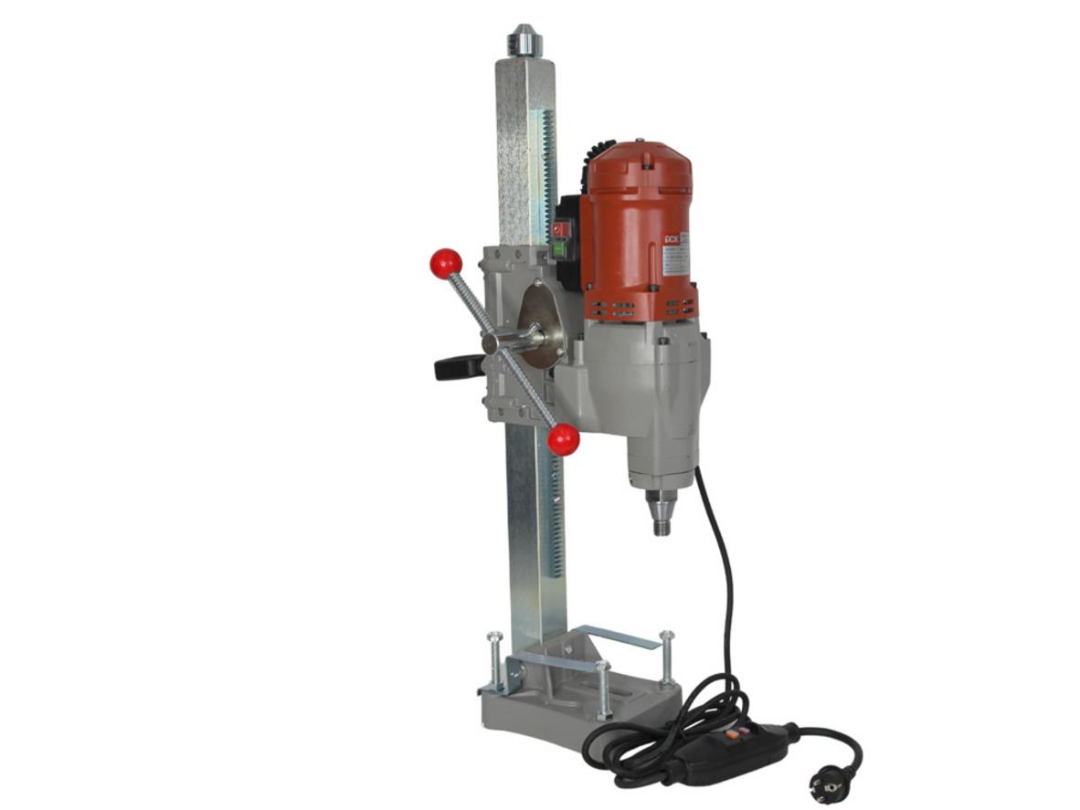 Hệ làm mát bằng nước và bảo vệ rò điện - an toàn tại công trường.