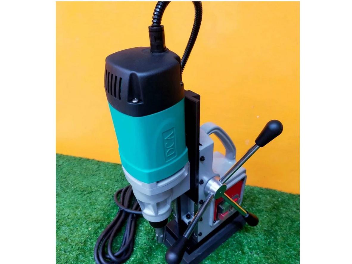 Công suất 900W cho khoan nhanh