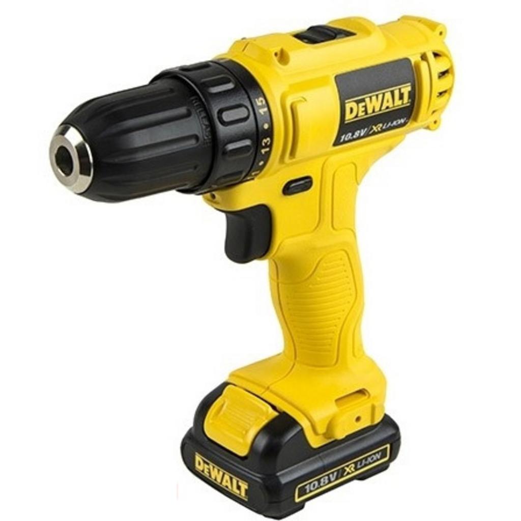 Tổng quan Máy khoan vặn vít dùng pin DeWalt DCD700C2