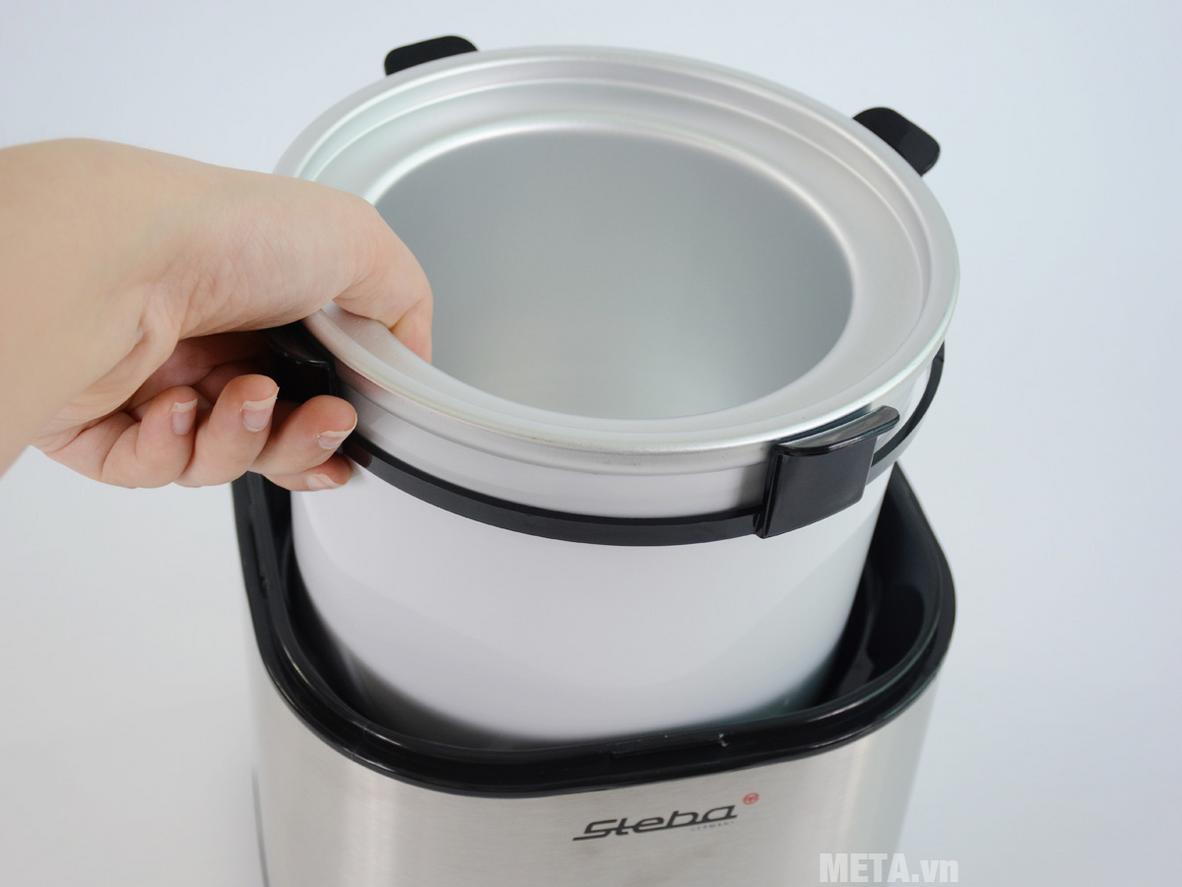 Tổng quan Máy làm kem Steba IC30 1.5 lít