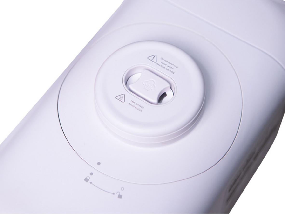 Cối phủ gốm và lưỡi inox bền, dễ vệ sinh