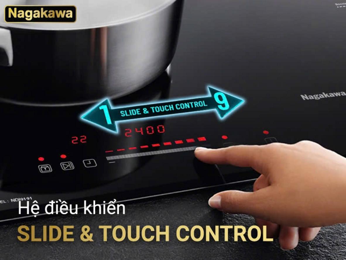 Tổng công suất 4000W giúp nấu nhanh và tiện hơn.