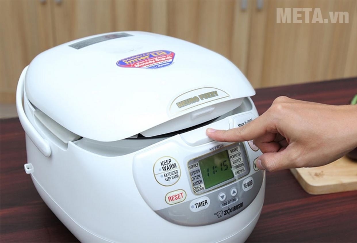 Neuro Fuzzy Logic tự động điều chỉnh nhiệt và thời gian để cơm chín đều.