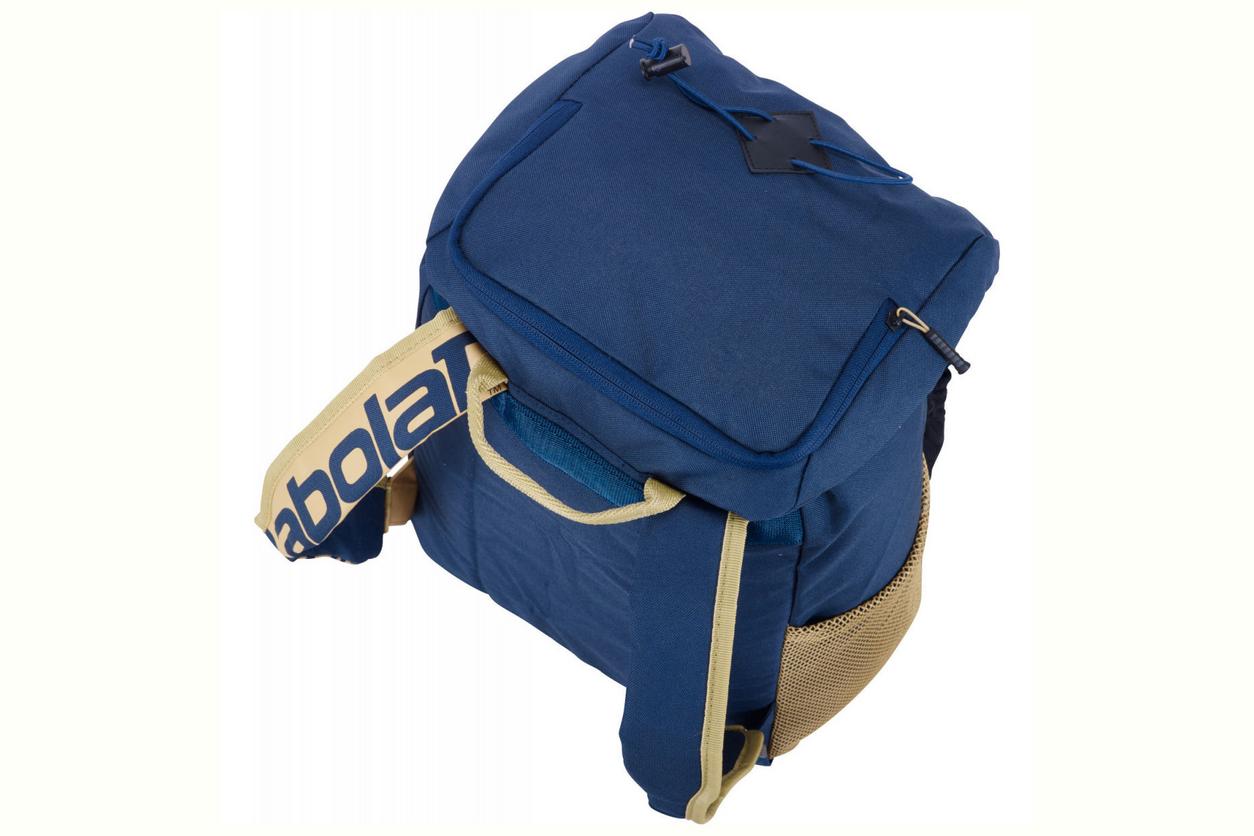 Ngăn đựng vợt phía trước bảo vệ cán vợt