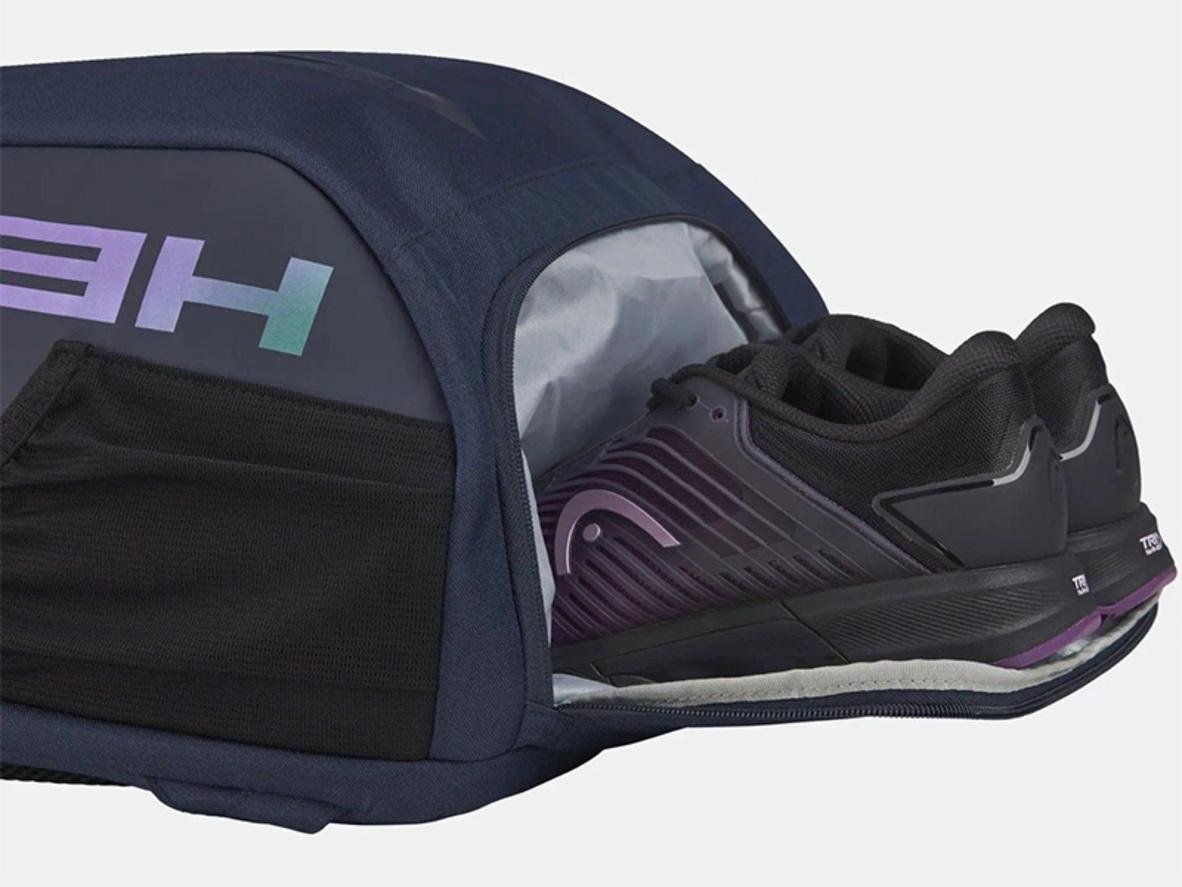 Ngăn đựng vợt đệm bảo vệ — chứa tối đa 2 cây vợt