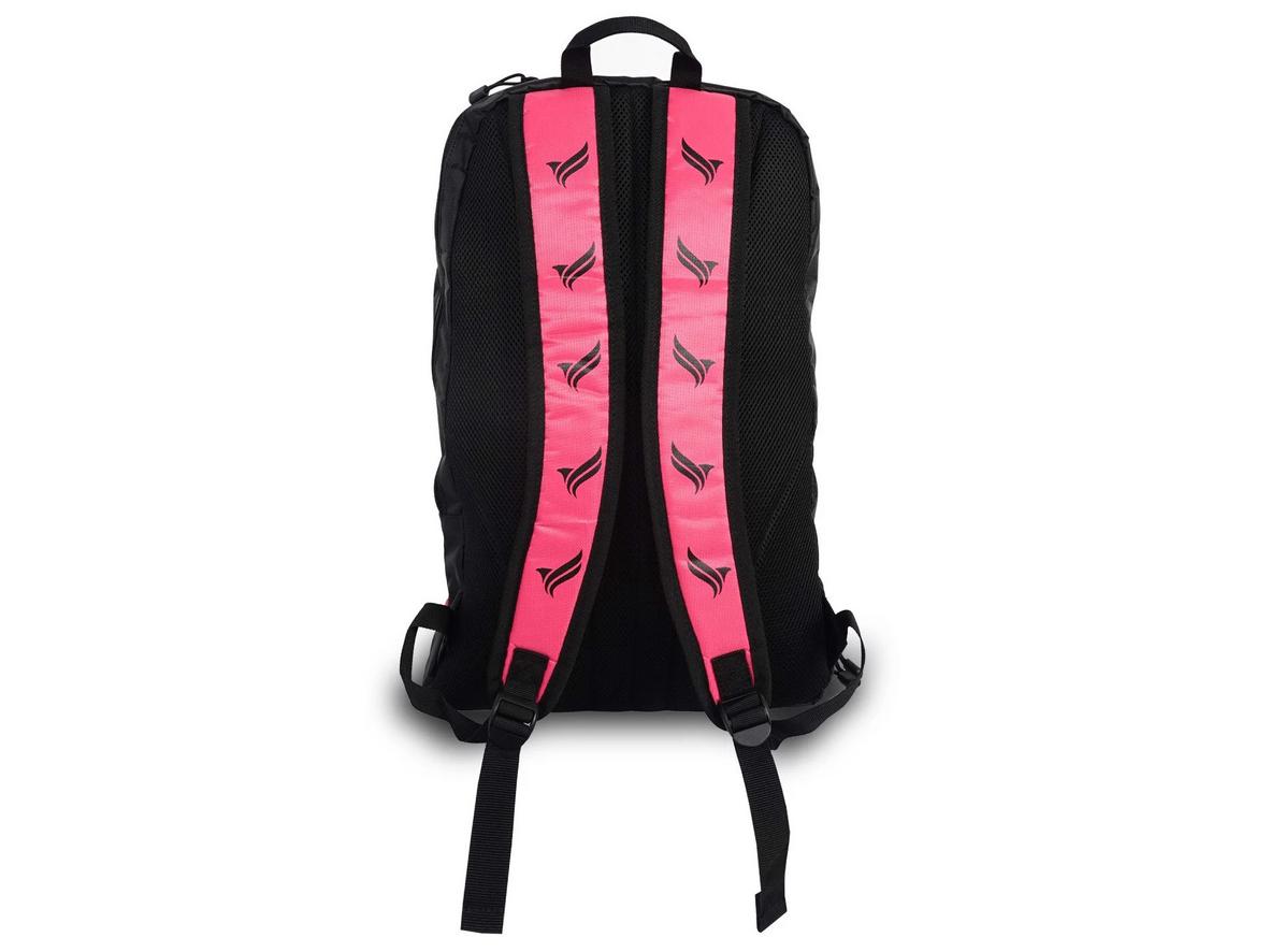 Ngăn giày riêng và ngăn laptop bảo vệ thiết bị