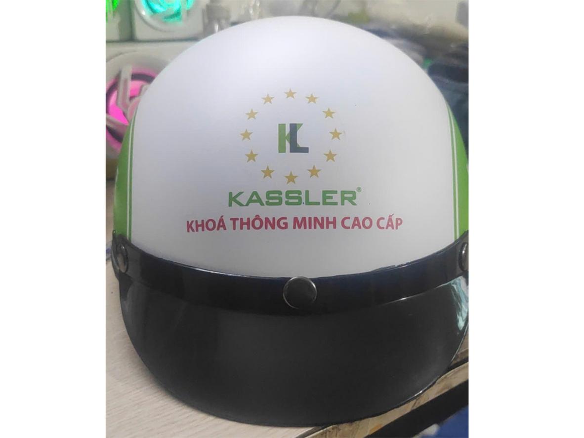 Nhựa cao cấp giúp nón bền chắc hơn