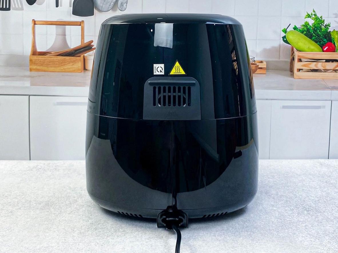 1800W và nhiệt độ đến 200°C cho nhiều món