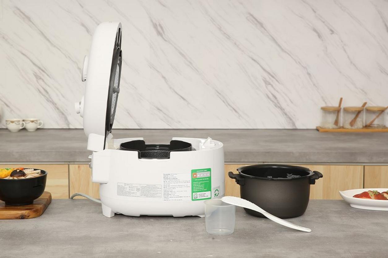 Tổng quan Nồi cơm điện tử áp suất Cuckoo CRP-T0310FGW - 0.54 lít