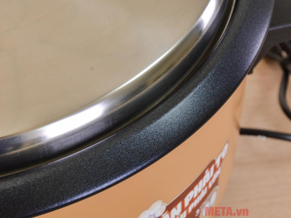 Nắp rời và phụ kiện đi kèm