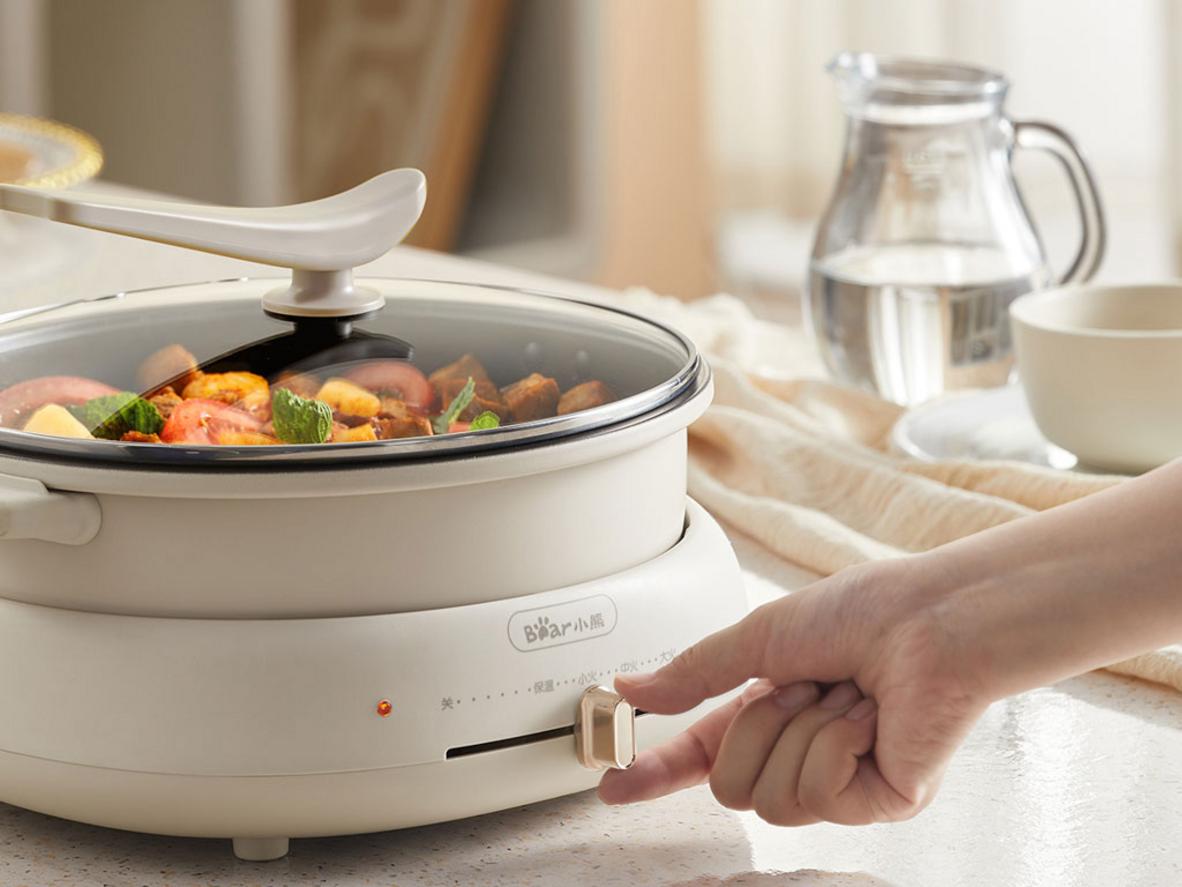 Tổng quan Nồi lẩu nướng đa năng Bear DHG-C40W2