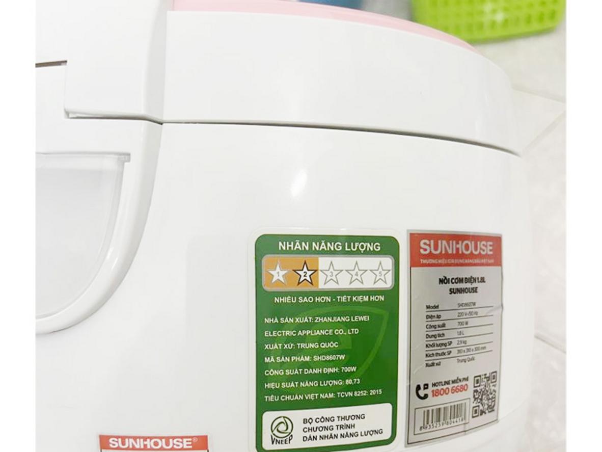 Phụ kiện đầy đủ; dung tích 1.8L phù hợp 4–6 người