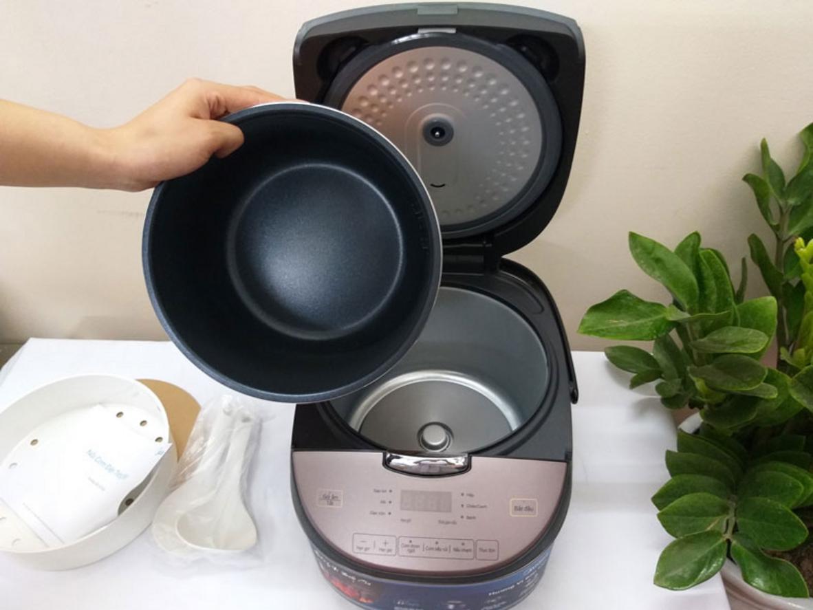 Phụ kiện kèm theo đầy đủ