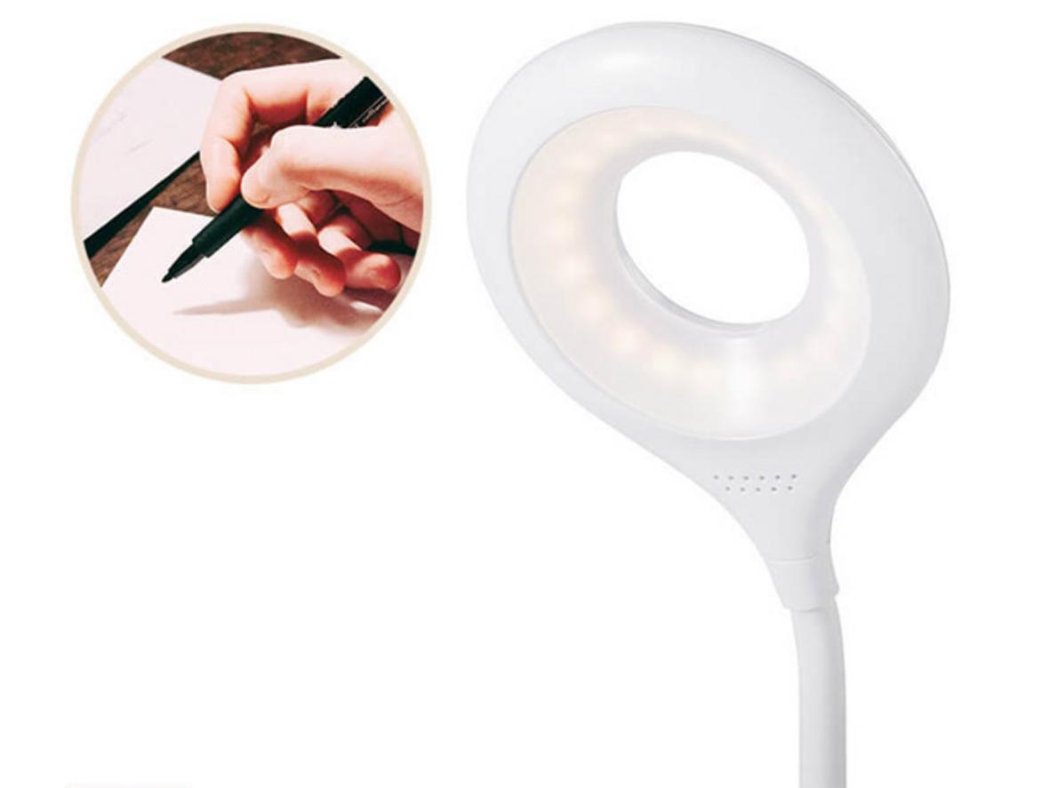 Pin 1.200 mAh và kẹp đa năng — di động, tiện lợi