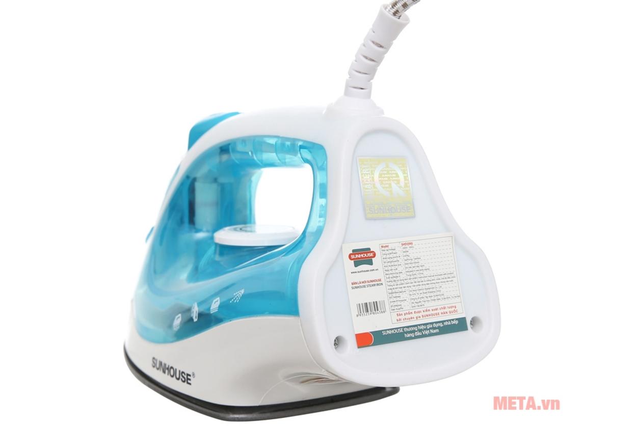 Đế ceramic chống dính giúp bảo vệ vải và lướt êm