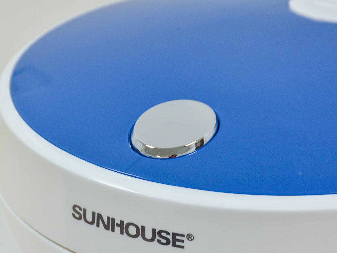 Công suất 700W và mâm nhiệt lớn giúp nấu nhanh, chín đều.