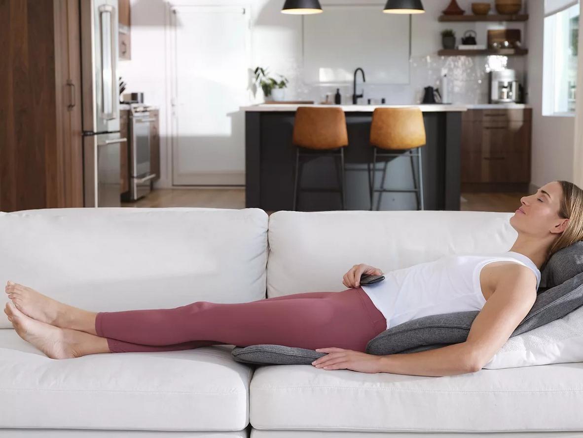 SmartScan tự động căn chỉnh theo chiều cao người dùng.