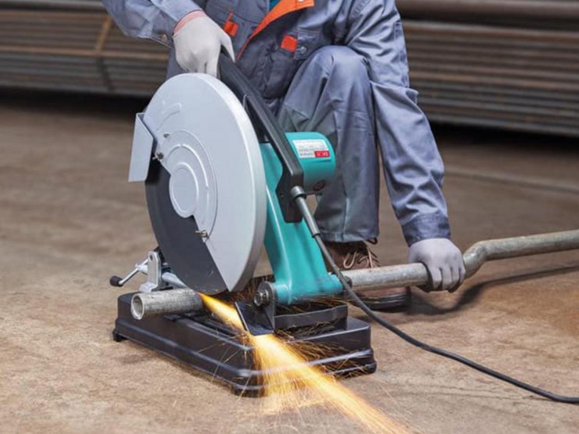 Cận cảnh mô tơ và lưỡi cắt — hiệu suất mạnh mẽ khi vận hành dài giờ.