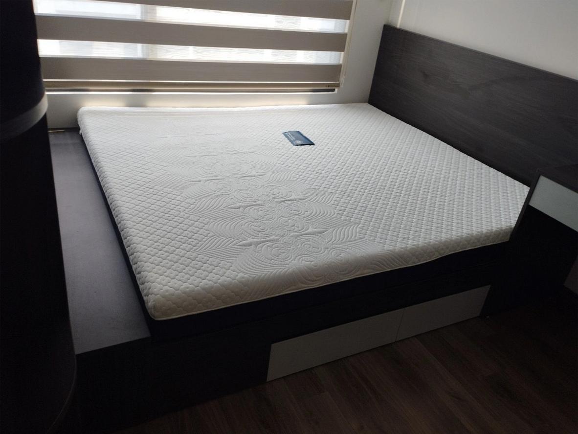 Support Foam có lỗ thông khí kết hợp áo Gel Lạnh giữ mát