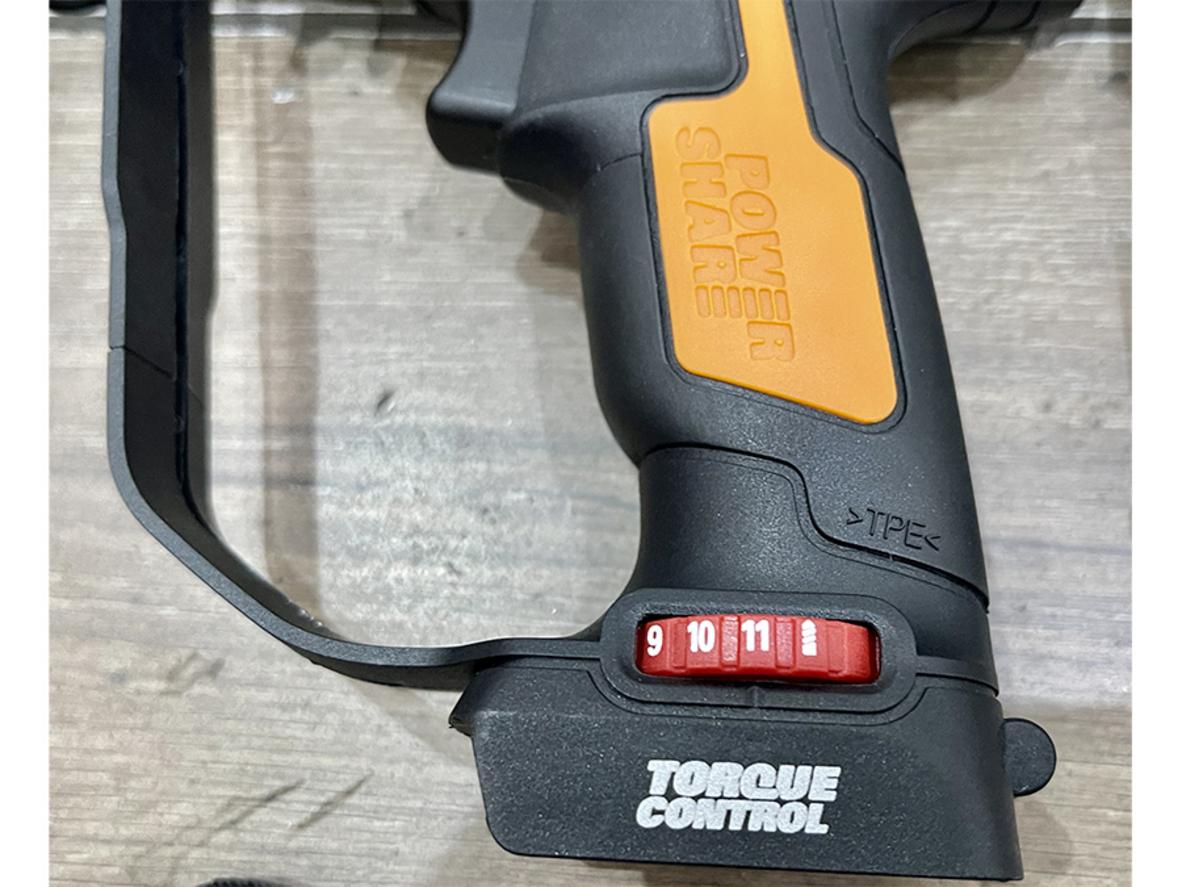Cơ chế SwitchDriver 2‑in‑1 xoay 180°