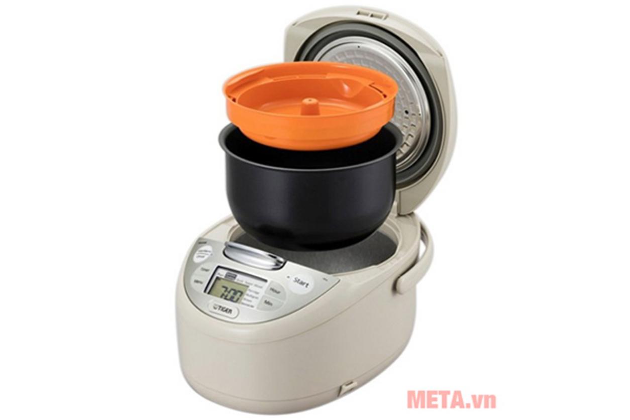 Tacook: nấu đồng thời cơm và thức ăn