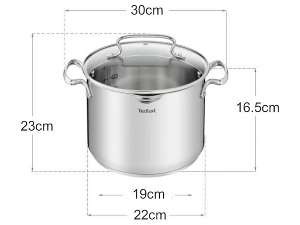 Thân inox 18/10 sáng bóng, có thang đo dung tích