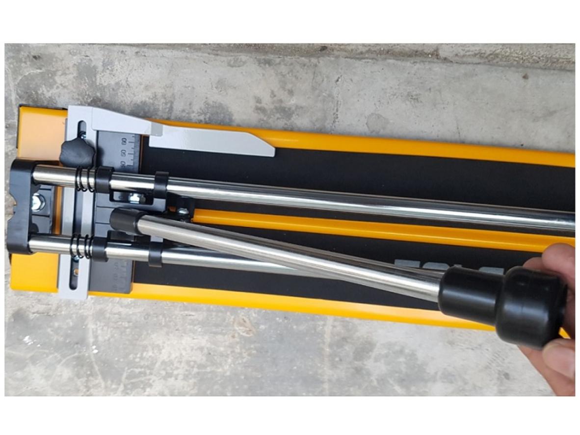 Thông số chính: Chiều dài cắt 400mm, độ dày tối đa 10mm