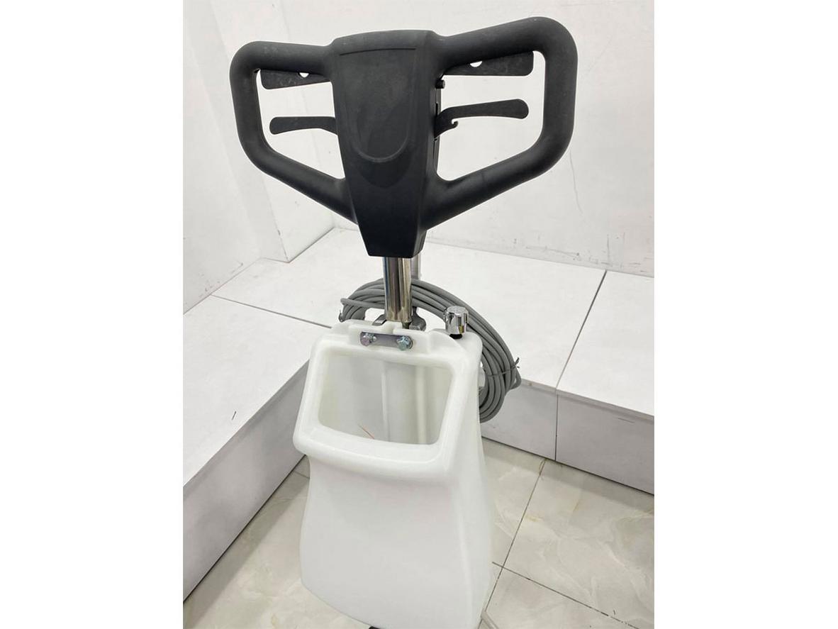 Thùng hóa chất 15 lít và chuẩn IPX5 HiClean HC154 New