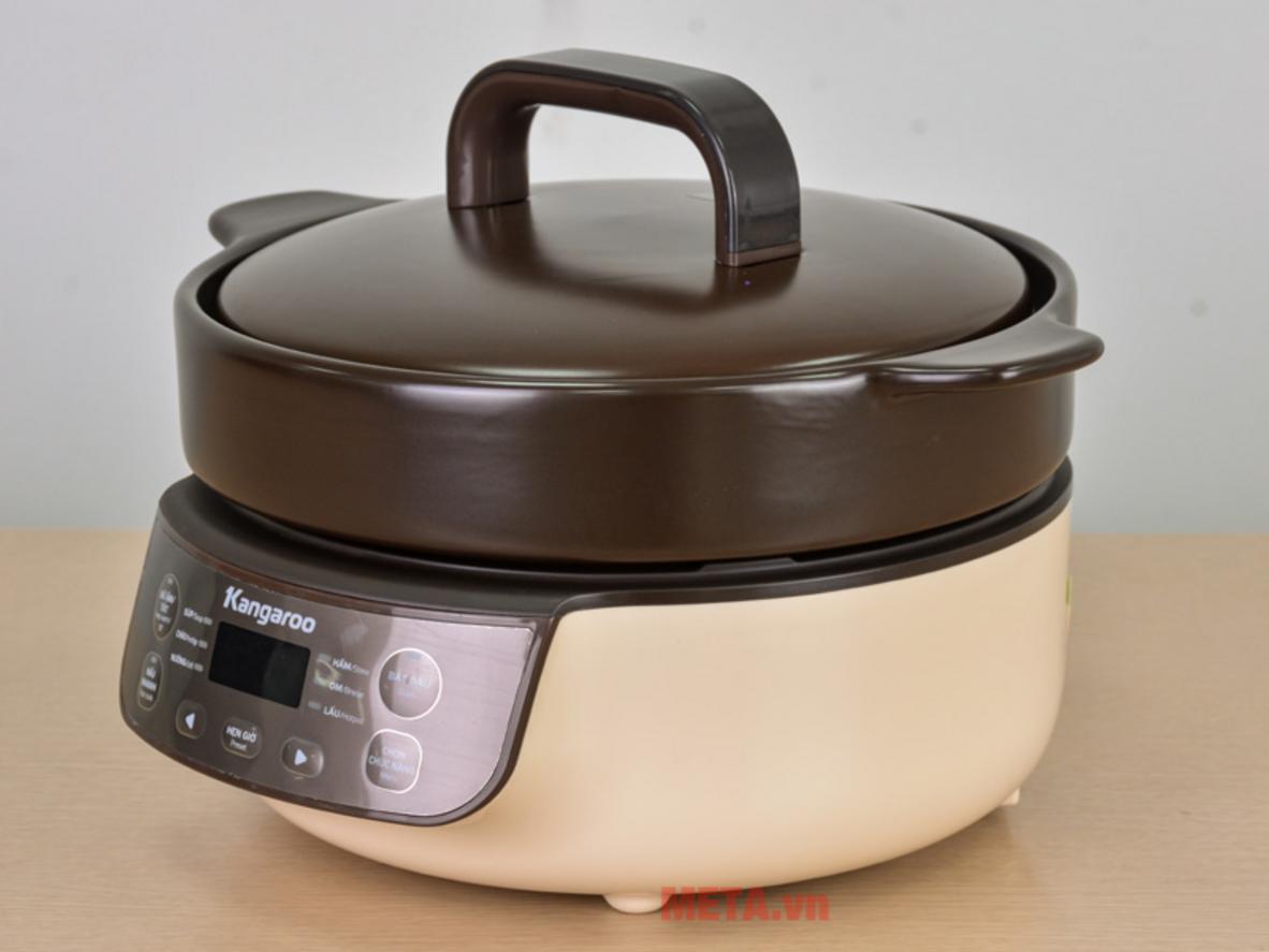 Công suất 790W — tiết kiệm điện, kích thước phù hợp gian bếp Việt