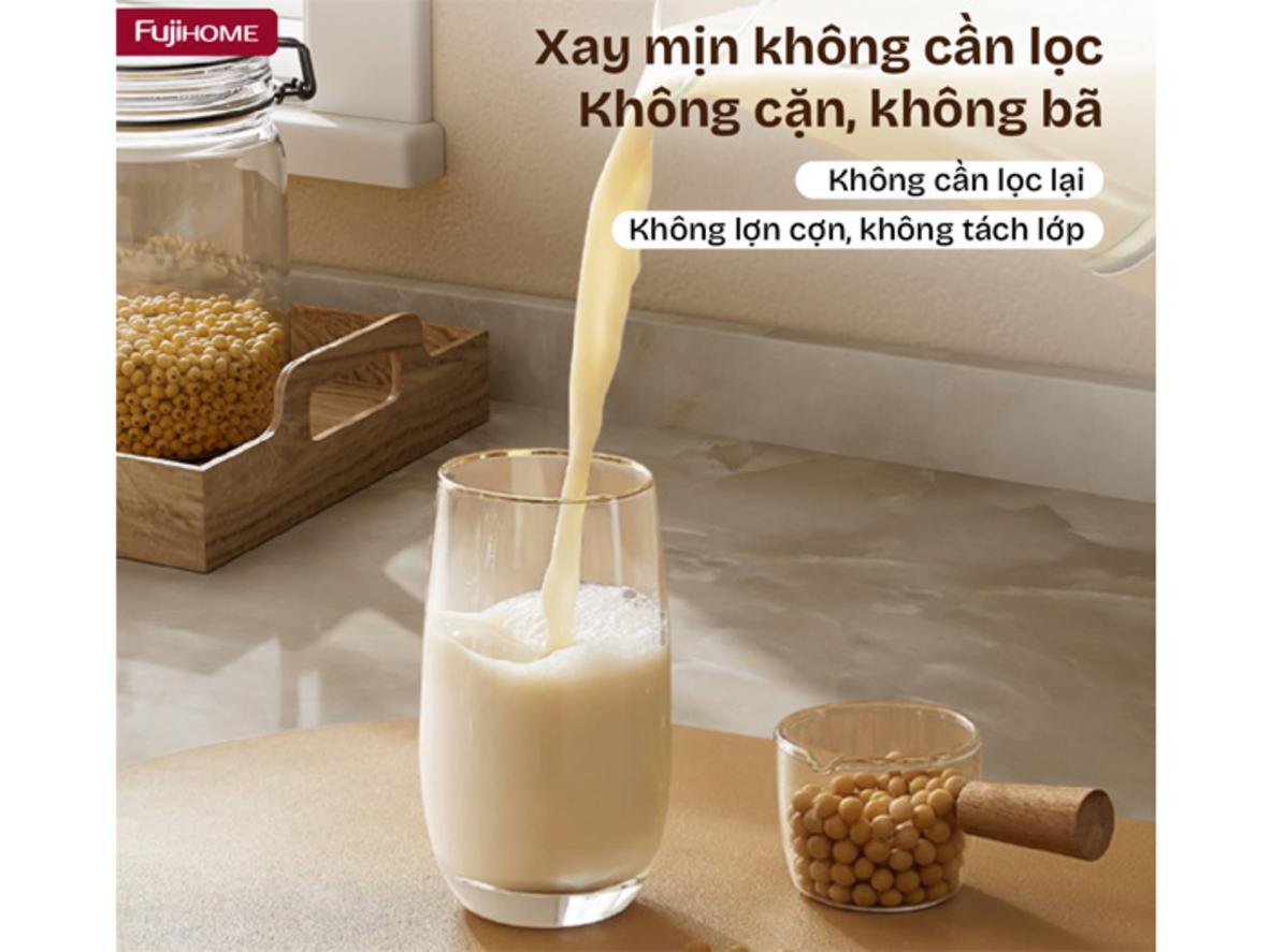 Bảng điều khiển tiếng Việt và tính năng tự vệ sinh tiện lợi