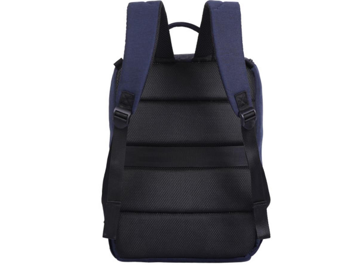 Ngăn tiện ích cho sạc, tài liệu và phụ kiện