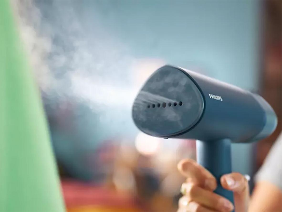 Ủi nhanh với công suất 1000W — sẵn sàng sau ~30 giây.